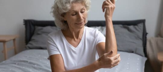 5 Must-Have Senior Care Personal Hygiene Products